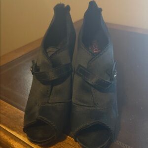 Pedro Garcia Peep Toe Women's satin shoe boot heel Size 38.5